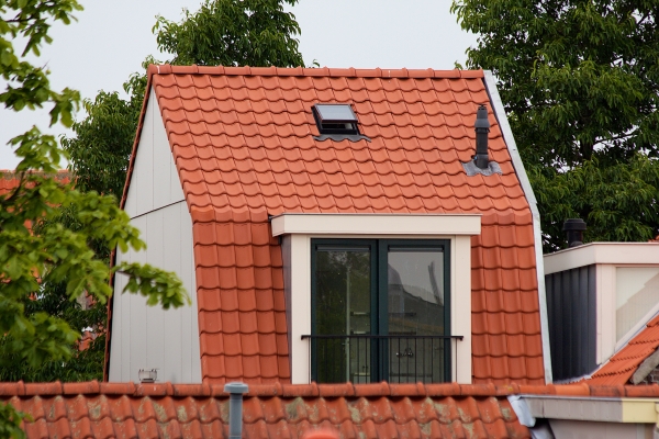 Dakopbouw op plat dak in het centrum van Delft